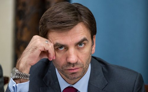 Медведев связал дело Абызова с его конфликтом с кредиторами
