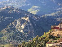 Распродажа домов на Сицилии: 100 объектов по цене 1 евро