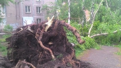 Сильнейший ураган обрушился на Новокузнецк