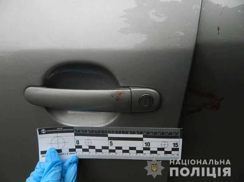 В Киеве мужчина в день рождения дочки устроил резню (фото)