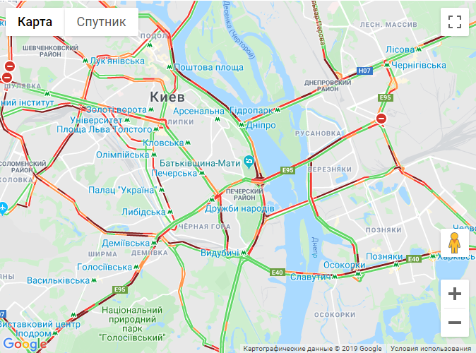 Киев сковали утренние пробки (карта)