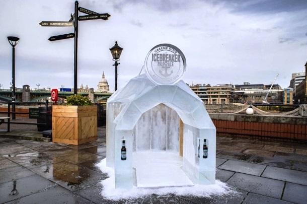 В Британии появился отель из замороженного пива (фото)