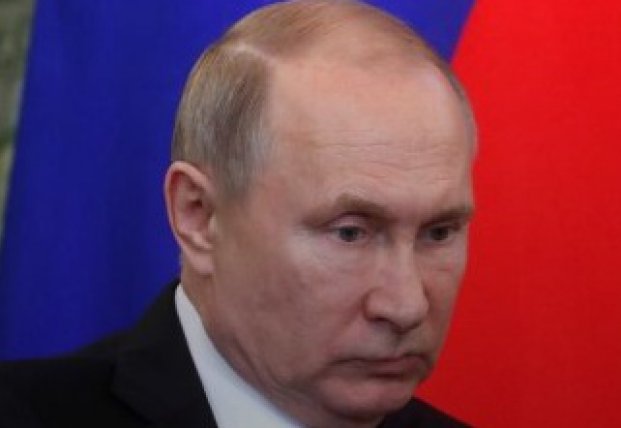 Новую внешность Путина высмеяли в Сети (фото)