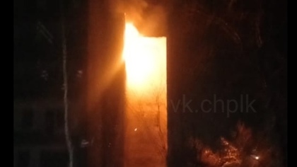 Пожар произошел в многоквартирном доме в Ленинске-Кузнецком