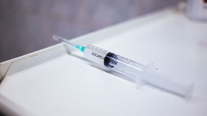 Врачи в Петербурге объявили поиск добровольцев для тестирования вакцин от COVID-19