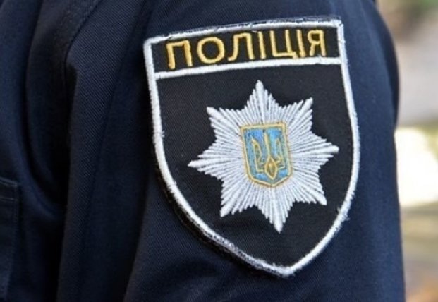 В Тернополе задержали мужчину, который в парке перед девушками снимал нижнее белье