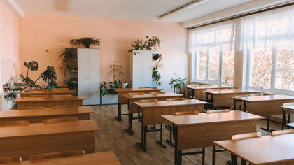Власти Новокузнецка проведут реконструкцию одной из старейших школ города