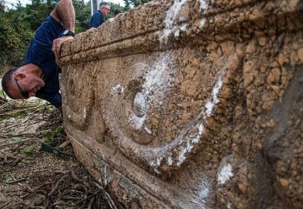 В Израиле обнаружены роскошные римские саркофаги