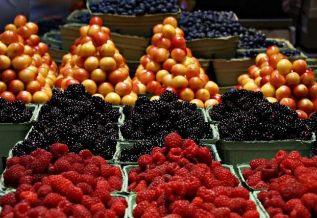 Диетологи назвали самые опасные для здоровья фрукты